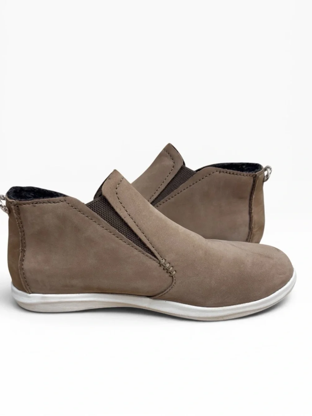 OluKai Hawai‘iloa Manu Hope Nubuck Ankle Boots Taupe Brown Women’s Size US 7